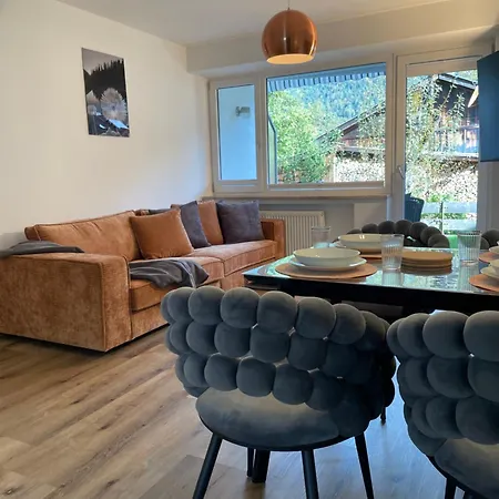 Mit Terrasse Und Garten Mit Blick Auf Karwendelgebirge Apartman Mittenwald